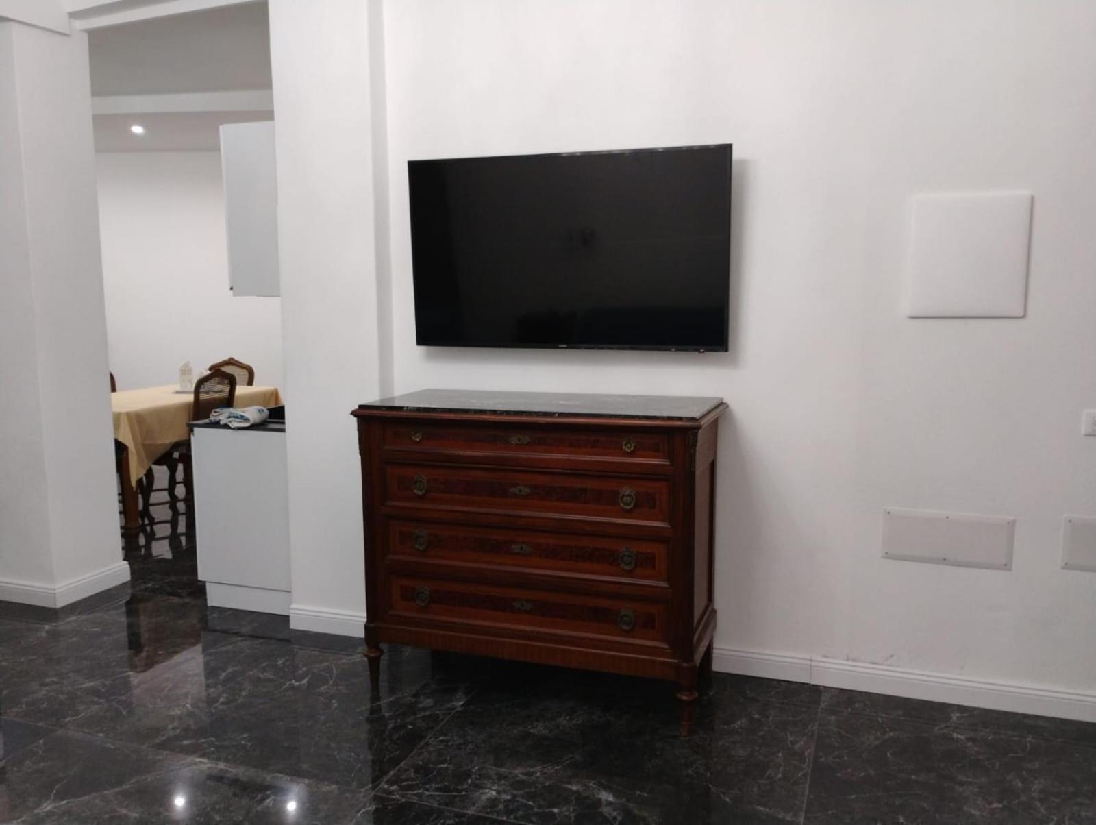 Mb Monolocale In Via Xx Settembre Cagliari